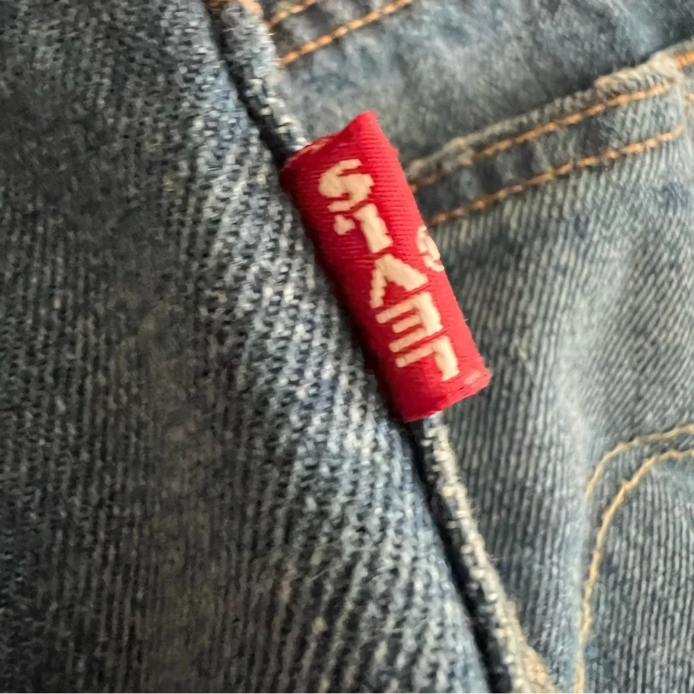 LEVI’S 501 Sz 29 Distressed Mid Wash Raw Hem Button Fly High Rise Jean Size 29